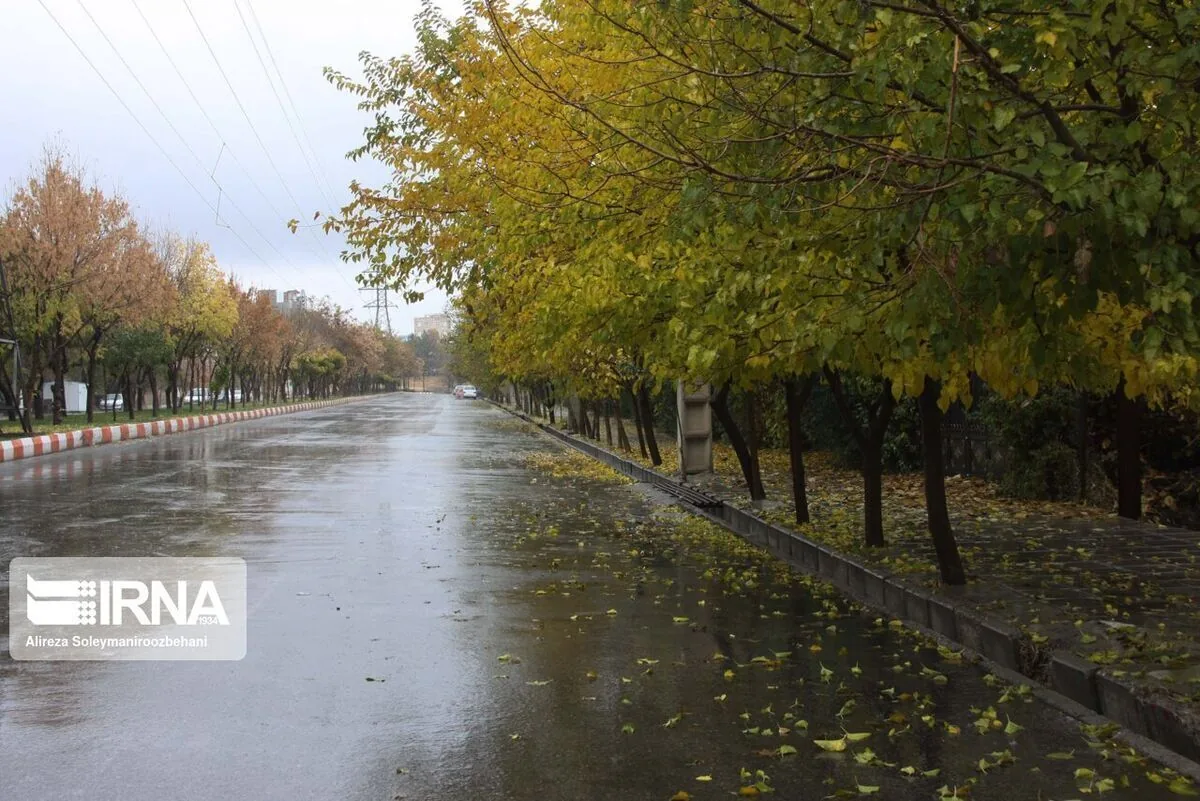 بارشهای رگباری تا شنبه در آذربایجانغربی ادامه دارد/ پیشبینی کاهش دما در روزهای آینده