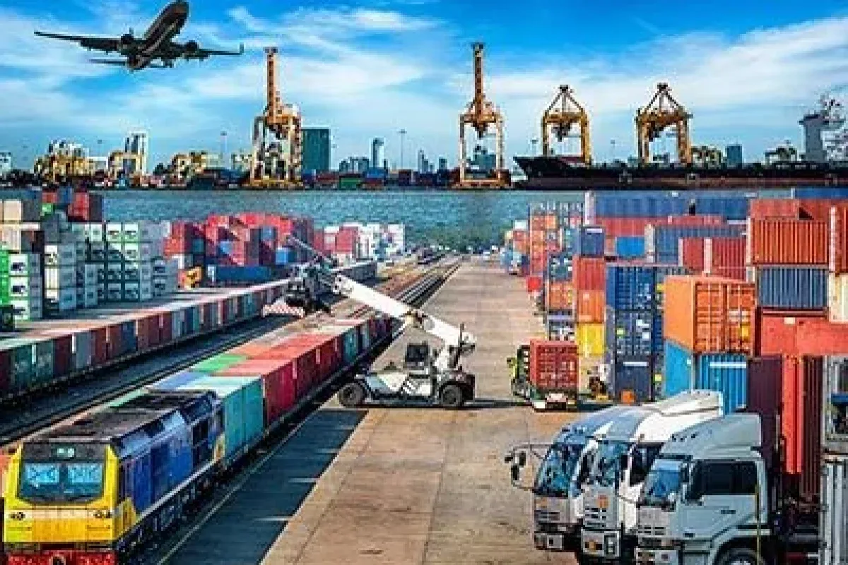 ورود کالاهای ضروری از مرز بازرگان بدون معطلی انجام میشود
