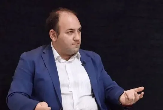 هشدار درباره بازار خودرو پس از تحریم‌ها / صدرایی: ممکن است با «گرانی بدون معامله» روبه‌رو شویم / چینی‌ها محتاط‌تر می‌شوند، عرضه کاهش می‌یابد