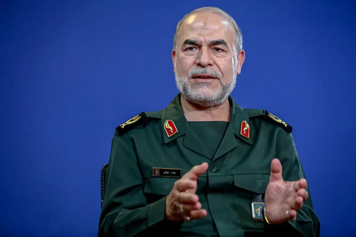 معاون سیاسی سپاه: کشور در میانه جنگ جهانی است /ارزیابی ها می گویند که جمهوری اسلامی ایران از مرحله فروپاشی عبور کرده