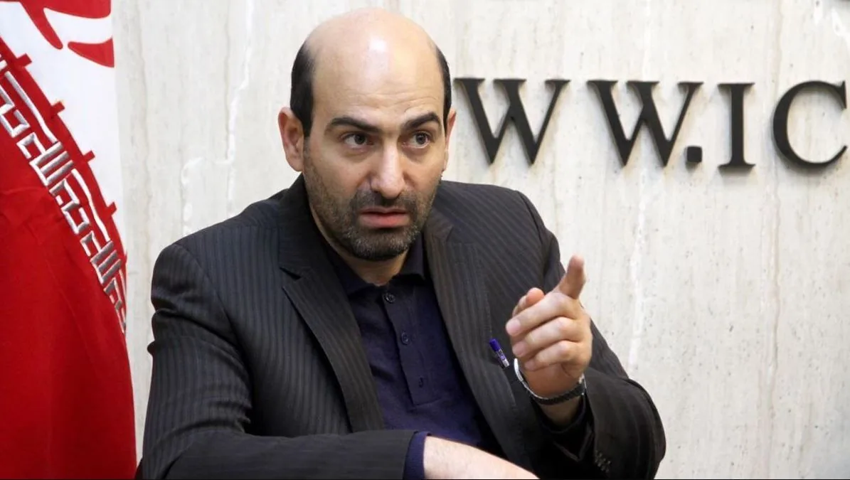 ابوترابی، نماینده مجلس: عاصم منیر به دلیل بدهیهای سنگین در زمین آمریکا بازی میکند