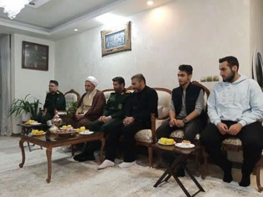 دیدار فرمانده سپاه محمد رسول الله (ص) با خانواده شهدای رمضان