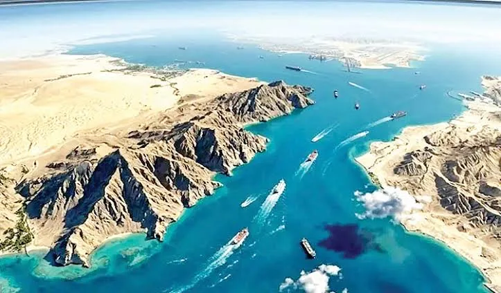 آمریکا نمیتواند اشراف ایران بر تنگه هرمز را از بین ببرد / پاسخهای تنبیهی به آمریکا ادامه دارد