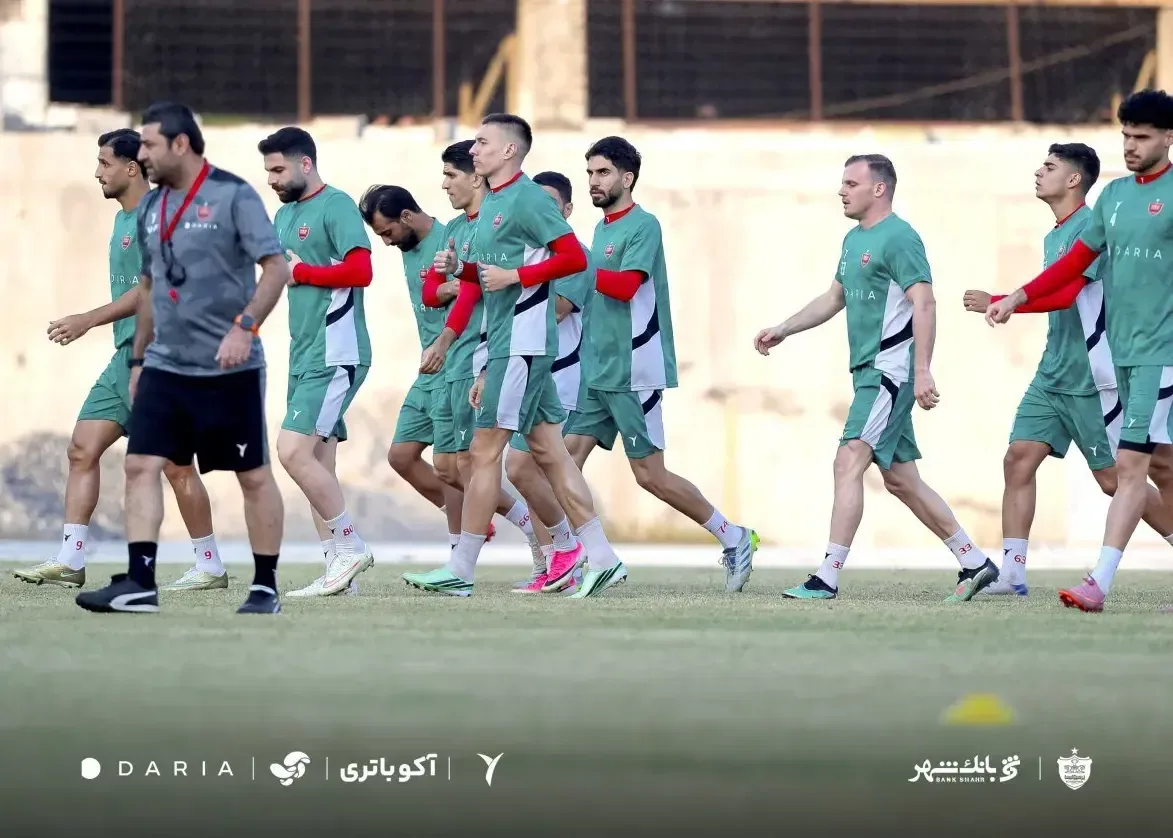 پنج گل روی نیمکت پرسپولیس!