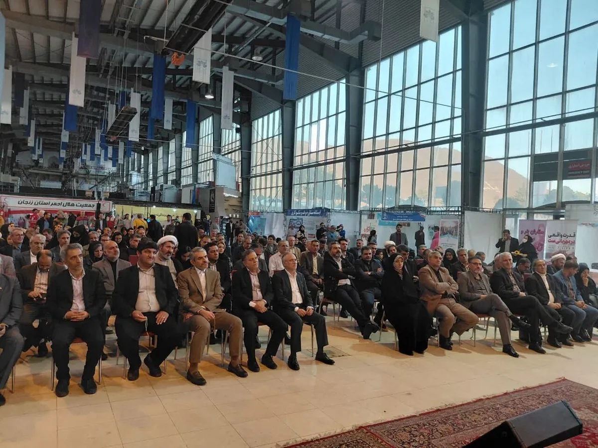 نماینده زنجان در مجلس: نباید در فضای مجازی از دوستی با کتاب غافل شویم