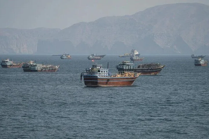 بازگشت ۴۰ ملوان ایرانی از سریلانکا