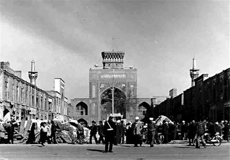 روایت ورود امام رضا علیه‌السلام به نیشابور و شکل‌گیری مشهد
ورود امام رضا علیه‌السلام به نیشابور و حدیث سلسله‌الذهب
