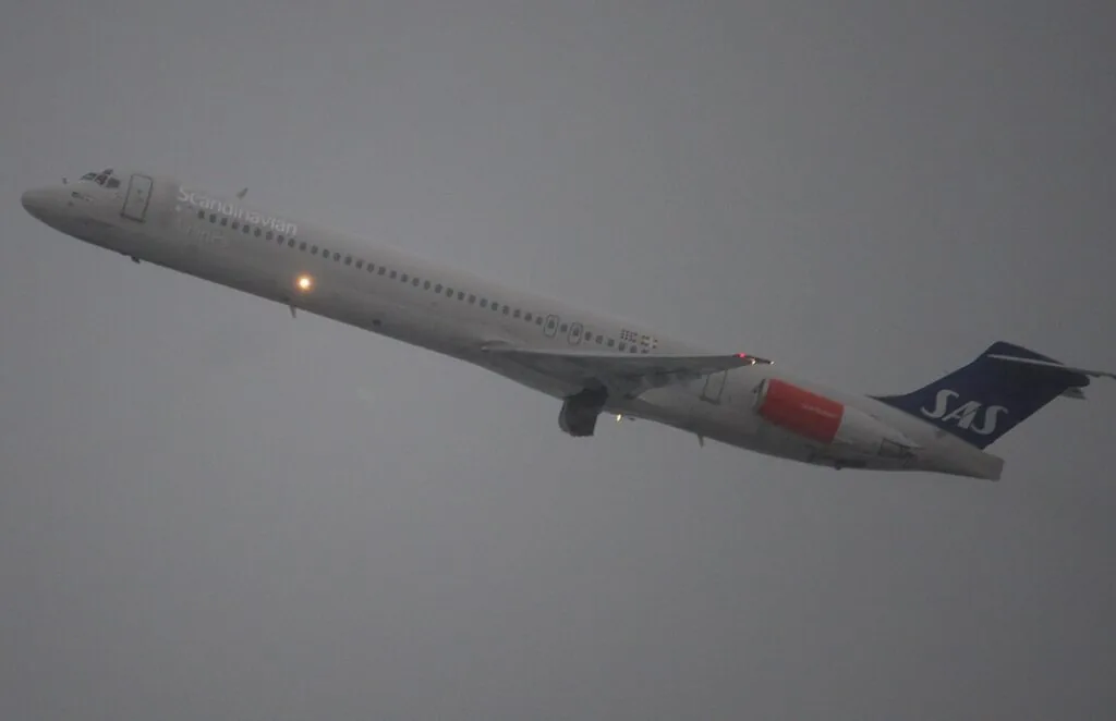 MD-82