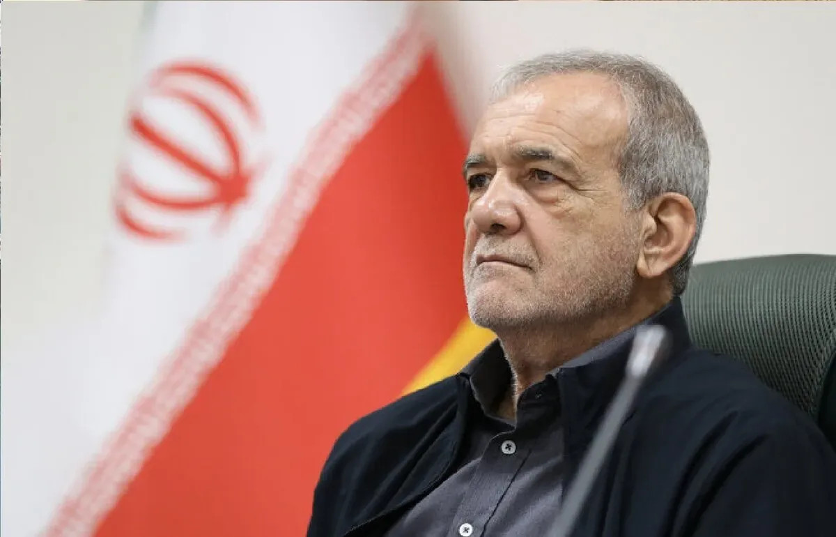 پزشکیان: هر ایرانی بخشی از درآمد خود را به مشارکت در نهضت توسعه عدالت آموزشی اختصاص دهد