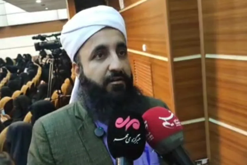 امام جمعه اهل سنت میرجاوه: وحدت و علمآموزی، دو بال پیشرفت جامعه است