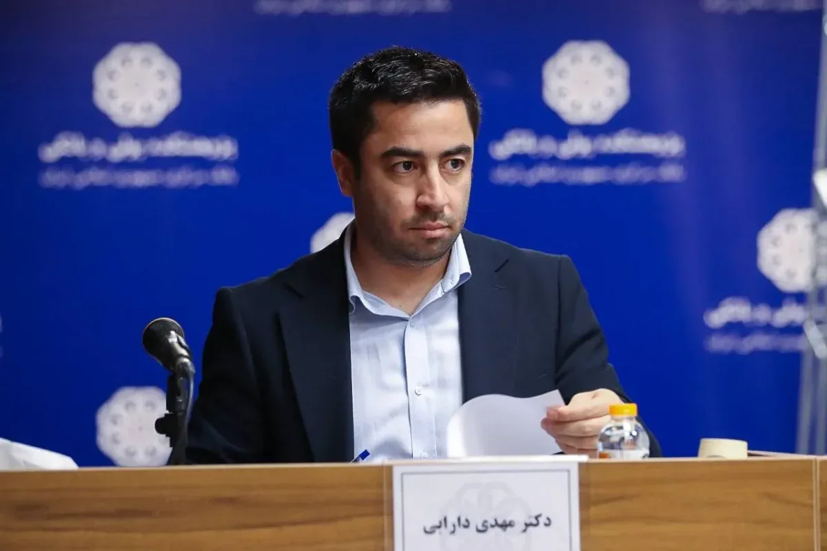 پاسخ دستیار همتی به انتقادات درباره دلارفروشی
