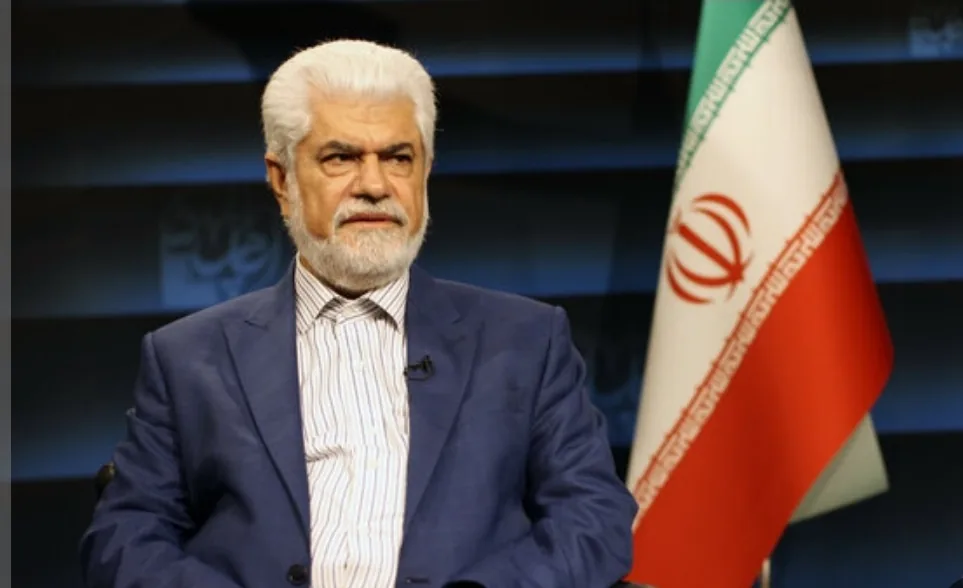 از افزایش ۵۰۰ درصدی قیمت دارو تا نمایشگاه پرهزینه ایران‌مد/انتقادها از وزارت بهداشت بالا گرفت