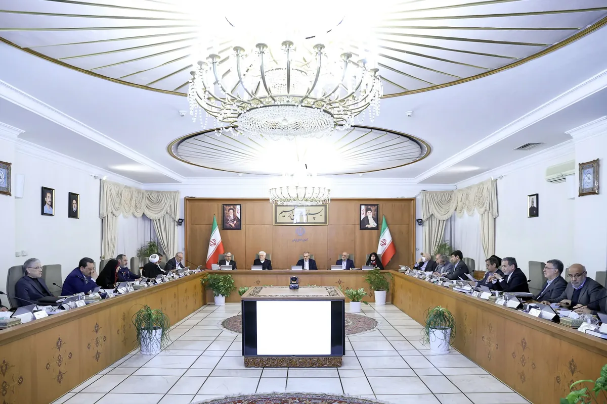 باید اراده دولتی که از مردم رأی گرفته در کشور حاکم شود/ شکستخوردگان انتخابات میخواهند همهکاره باشند