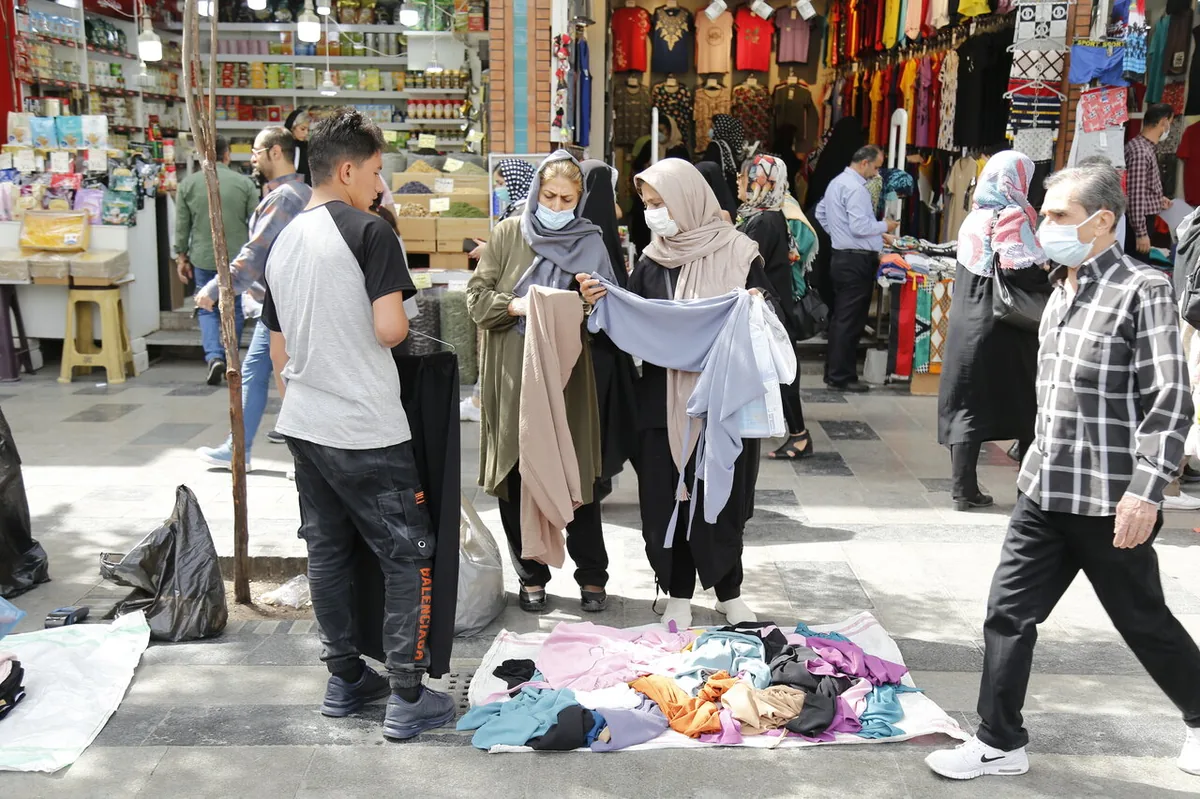 دستفروشی در بازار تهران فقط از ساعت ۱۷ تا ۲۱
