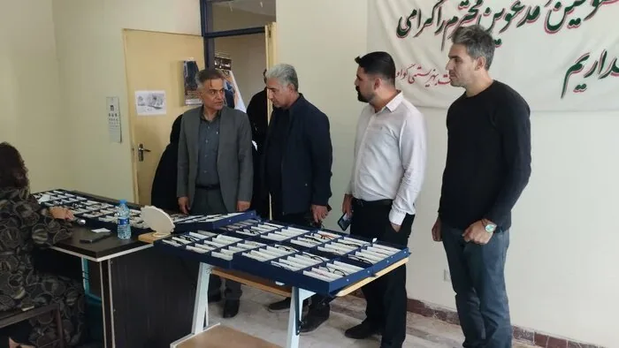 کیمیاگران برای روشنایی چشم مرزنشینان آستین بالا زدند