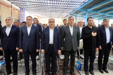 معاون پزشکیان: اگر یک نیروگاه مورد حمله قرار بگیرد، یک منطقه را خاموش نمیکند/ اجرای پروژهها پاسخی به تمام رجزخوانیهایی است که دشمن انجام میدهد