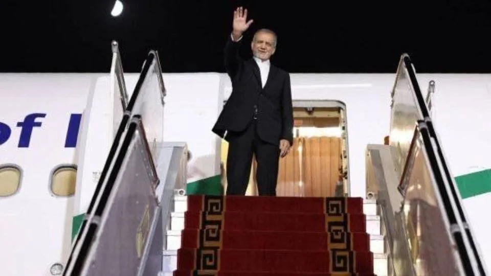 رئیسجمهور مسکو را به مقصد تهران ترک کرد