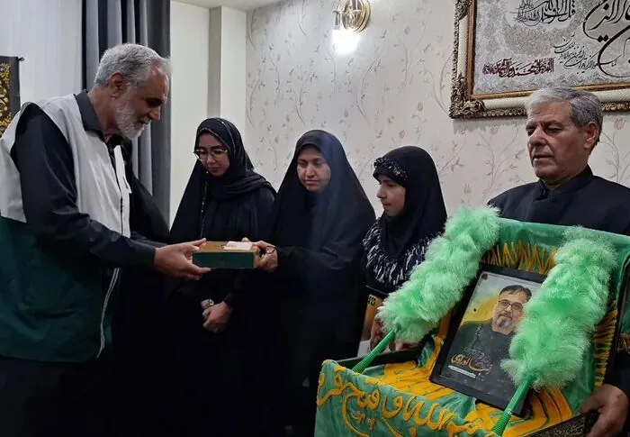 دیدار خادمیاران خراسان جنوبی با خانواده ۵ شهید جنگ رمضان