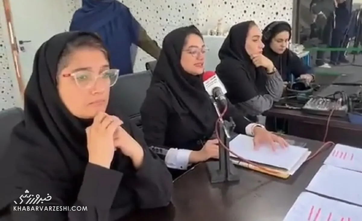 ویدیو| گزارشگر فوتبال زنان چگونه اولین دربی تاریخ را گزارش کرد؟ لحظاتی از پشتصحنه را ببینید
