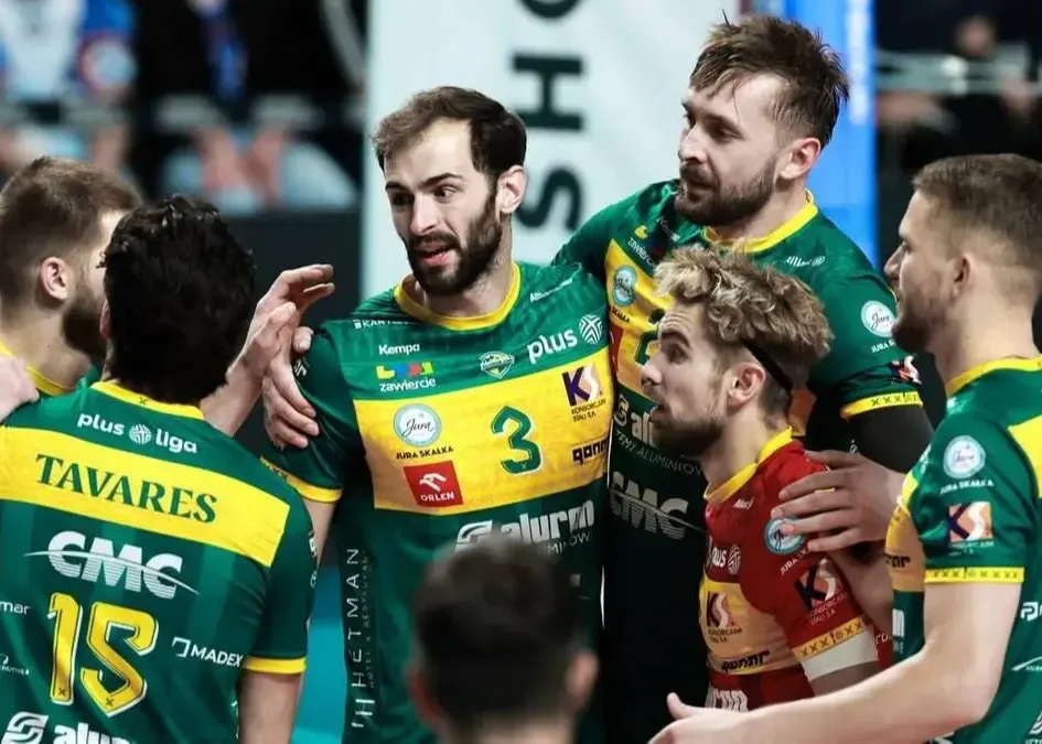 نتیجه باورنکردنی در افتتاحیه: قهرمان اسیر شگفتی بزرگ