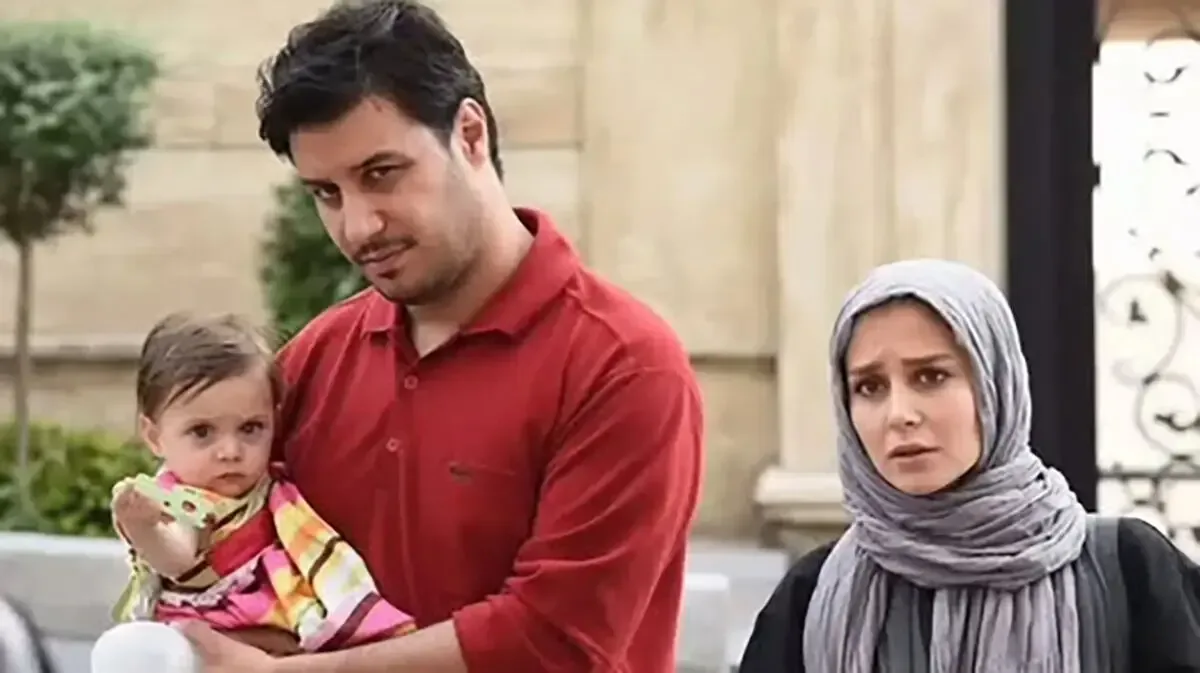 دیدار احساسی جواد عزتی با دختر گمشدهاش ساحل بعد از 12 سال دوری و بیخبری/ ویدئو