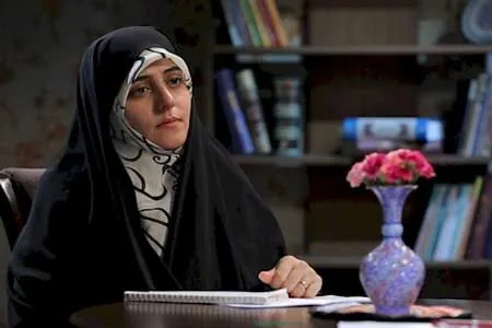 مجری تلویزیون اظهارات باهنر را تکذیب کرد