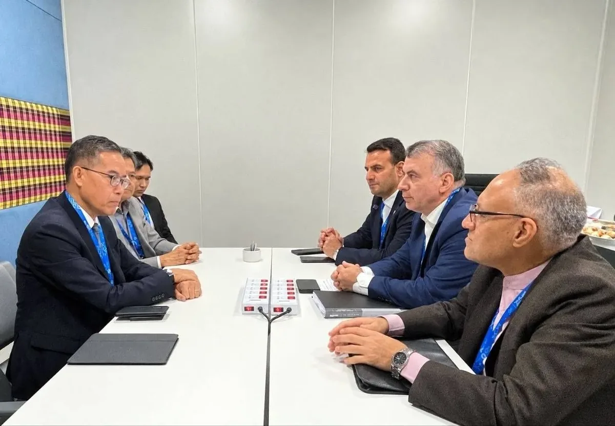 تأکید بر توسعه روابط اقتصادی و تبادل تجارب میان بانک مرکزی ایران و بانک اسلامی تایلند