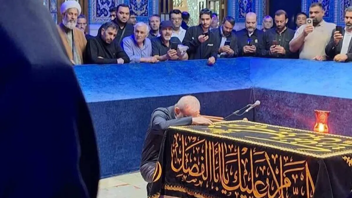 پزشکیان به زیارت مزار رهبر شهید انقلاب رفت