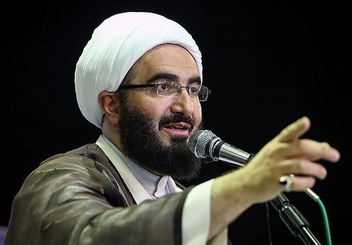 امام جمعه تهران: نخبگان پیشنهادهای خود درباره دکترین هستهای را ارائه کنند/ ایران فریب نامه نگاری آمریکا را نمیخورد