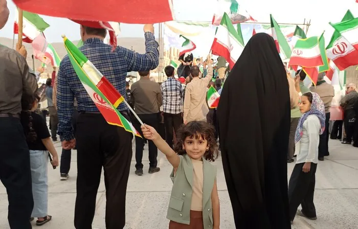 پاسخ سنگین در پارسه به دروغگویان در آتن؛ وقتی تاریخ یاوه‌گو را به سکوت دعوت می‌کند