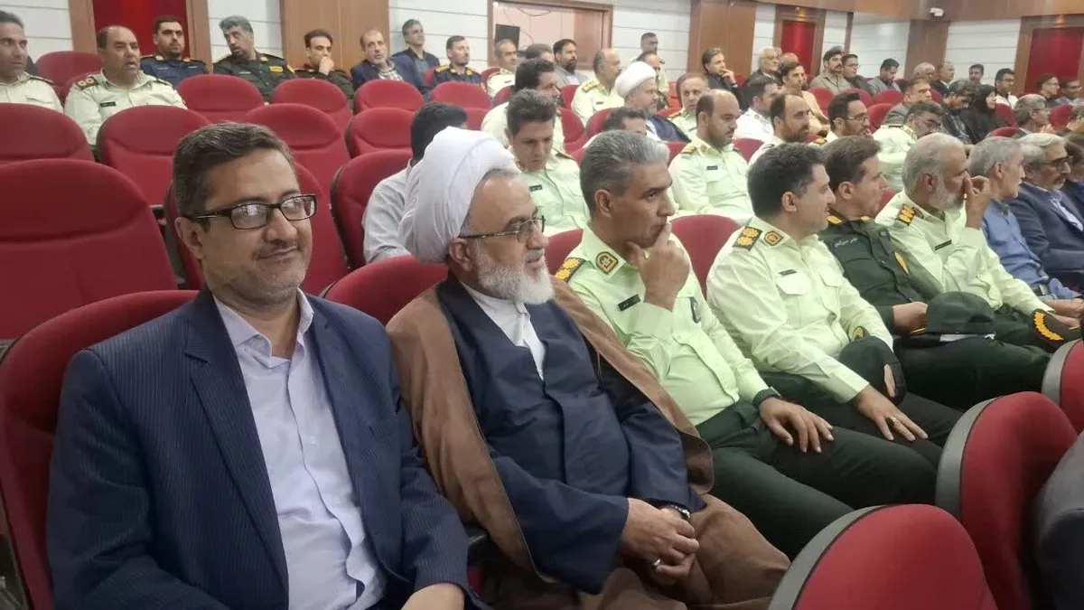مسئولان ادارات نسبت به حیا و حجاب در زیر مجموعه هایشان اهتمام داشته باشند+تصاویر