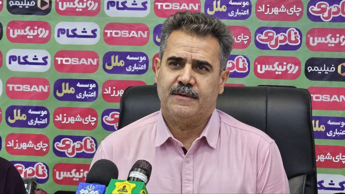 سید سیروس پورموسوی سرمربی صنعتنفت آبادان شد