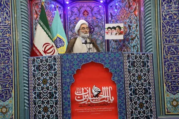 واکنش امام جمعه رشت به حضور قائم پناه در مراسم عربستان/ کشورهای اسلامی مراقب توطئه قدرتهای خارجی باشند