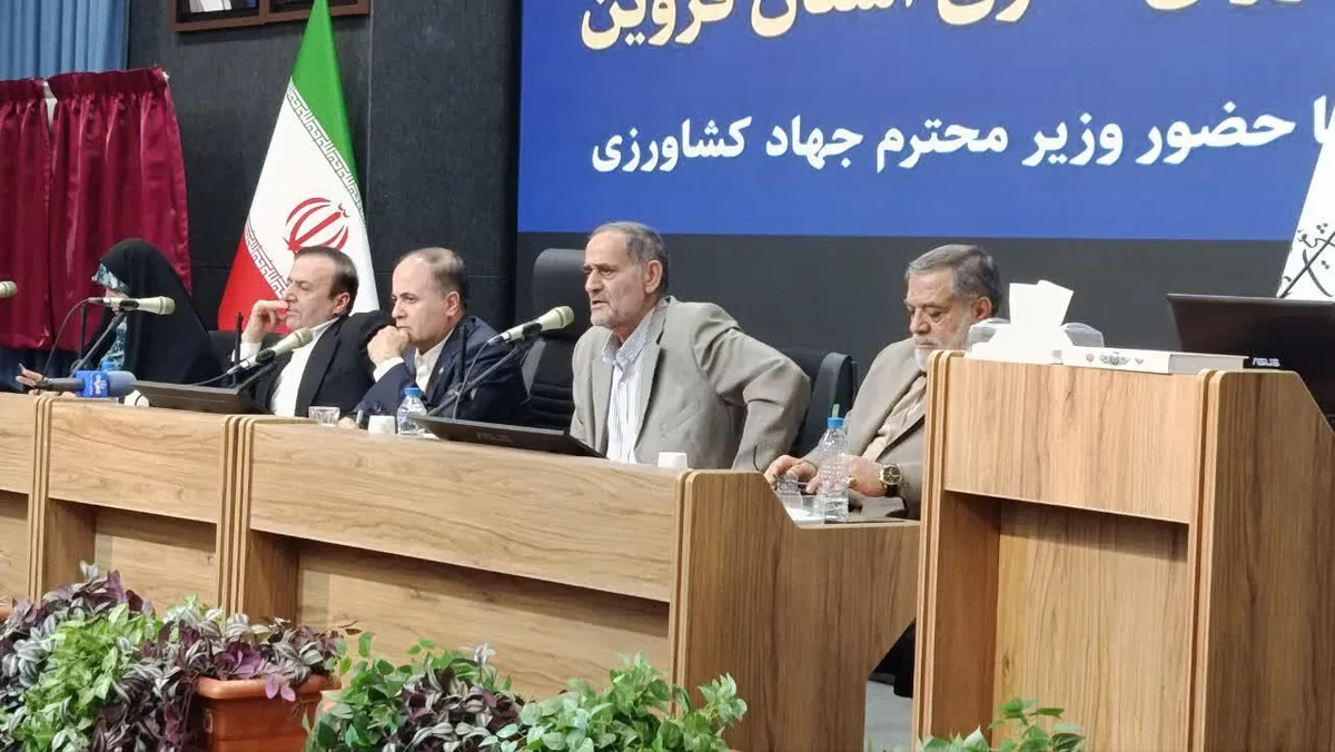 نماینده مجلس: کشاورزان نباید زیر فشار هزینهها باشند