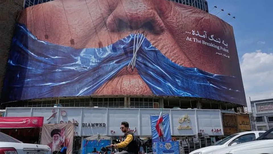آمریکادوستان لطفا بخوانند!