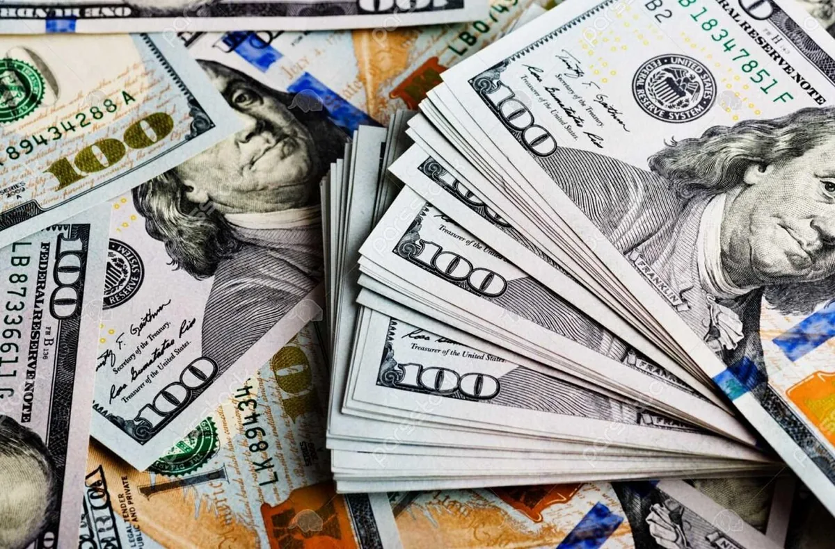 از معافیت ۳۰۰۰ دلاری کیش تا خودروهای لوکس؛ دوگانگی در سیاست ارزی؟