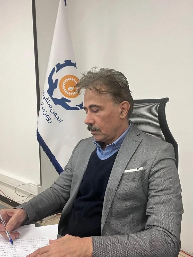 قصور و کوتاهی ۲۰ ماهه دولت در تعیین تکلیف مطالبات ارزی