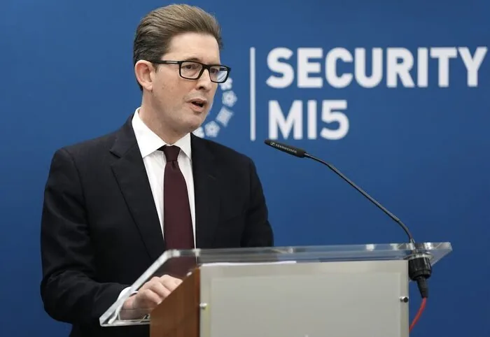 ایران به دنبال هدف قرار دادن مراکز نظامی ماست | سناریوی رئیس MI5 (امآی۵) علیه ایران