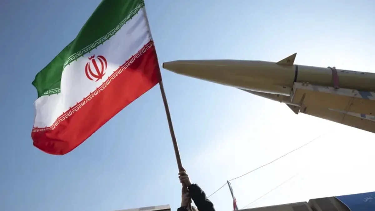 ناوهای آمریکایی در فاصلهای دورتر؛ پیام موشکی ایران به واشنگتن + فیلم