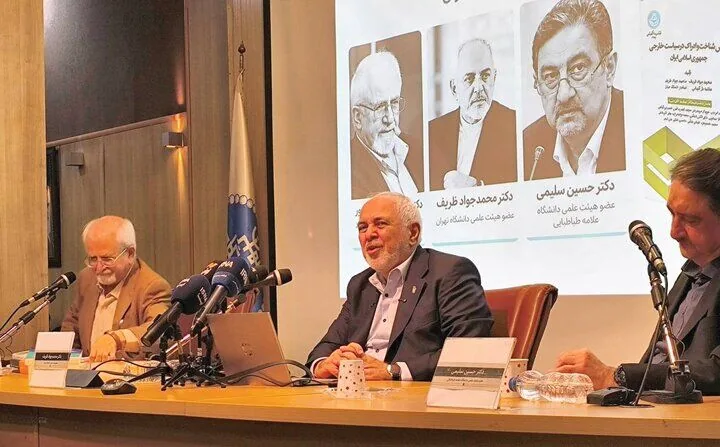 ظریف افشاگری کرد: عذر من را از دولت در سال ۱۴۰۳ خواستند