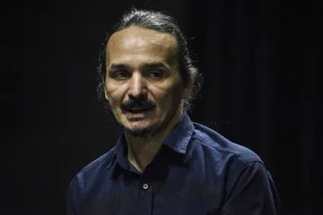 هشدار| انتشار تصویری ناراحتکننده از منتقد پیشکسوت تئاتر/ رضا آشفته سرگردان بین بیمه و بیمارستان