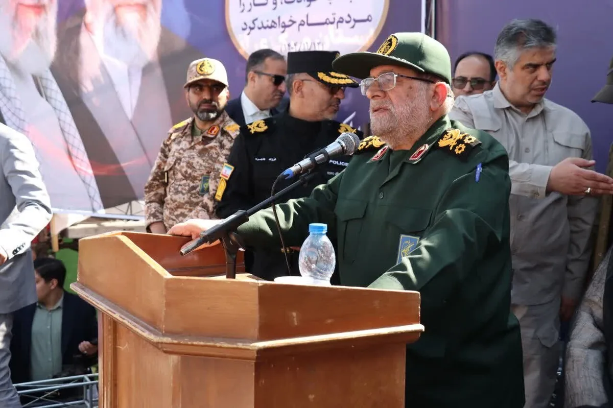 ایزدی: وحدت ملی مؤلفه اساسی پیروزی در نبرد سرنوشتساز با استکبار است