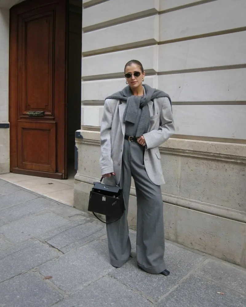 استایل مونوکروم با کت