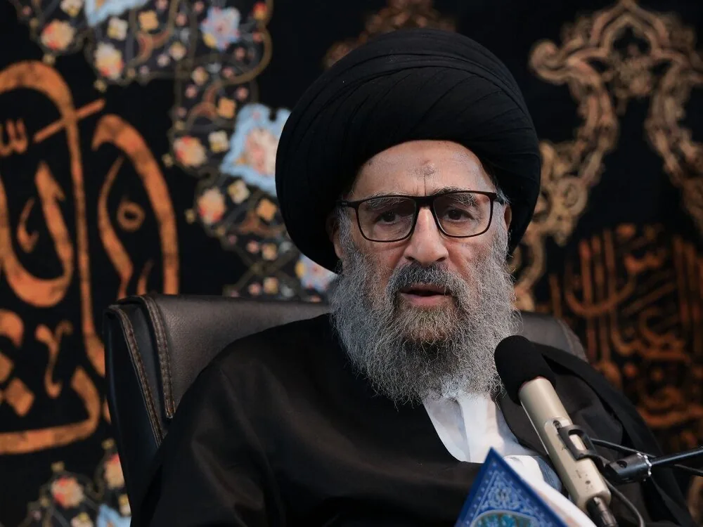 آیتالله مدرسی: ایثار و جانفشانی حضرت فاطمه زهرا (س) سپر دفاعی امت اسلامی در برابر انحرافات بود