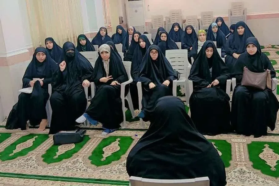 علم و تقوا را دو ویژگی اساسی در سبک زندگی طلبگی است