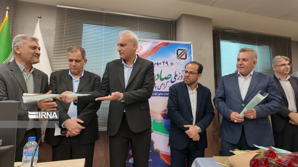 فیلم | رئیس اتاق بوشهر خواستار رفع موانع گمرکی پیش روی صادرکنندگان شد