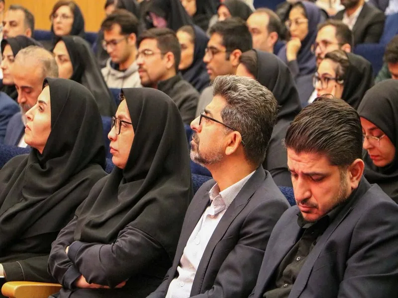 پتروفن ۱۴۰۵ در اولین ایستگاه؛ پیشتازی هلدینگ خلیج فارس در پیوند دانش و صنعت
