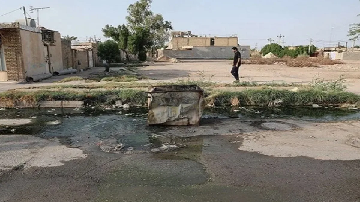 فاضلاب در معابر آبادان؛ گلایه مردم از تداوم بوی نامطبوع و پسزدگی شبکه
