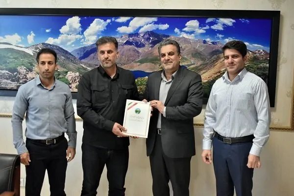 انعقاد تفاهمنامه منابع طبیعی لرستان و بسیج سازندگی برای کاشت درخت