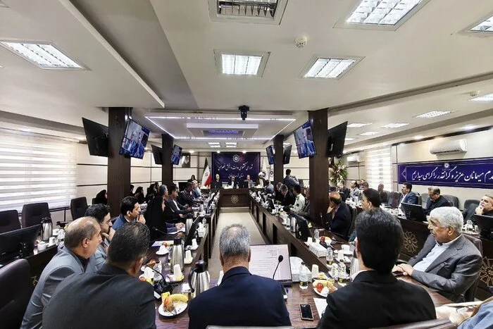 استاندار خراسان جنوبی: گره‌گشایی از مشکلات فعالان اقتصادی در اولویت مدیران باشد